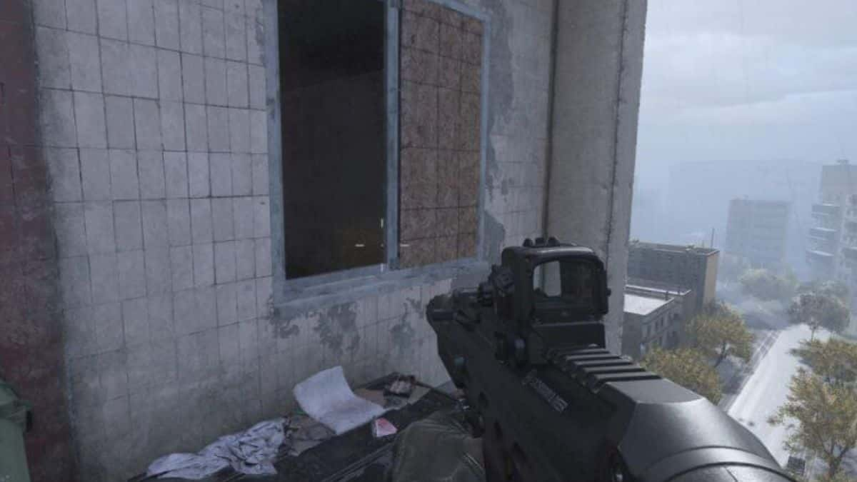 mw3 player walking towards a window