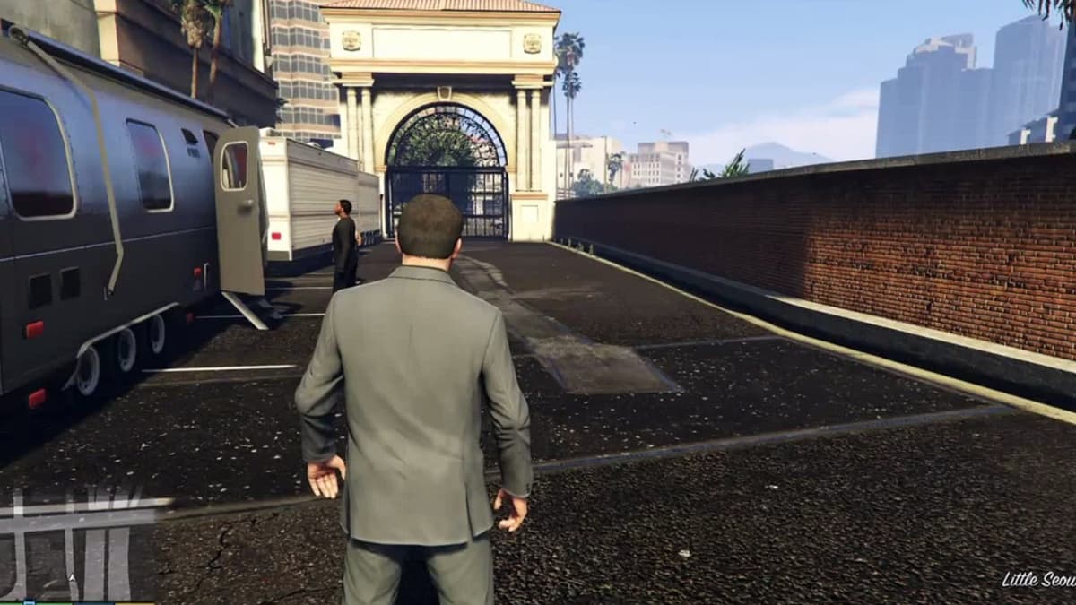 GTA 6 online story feature seemingly discovered in leaked gameplay footage  - Dexerto