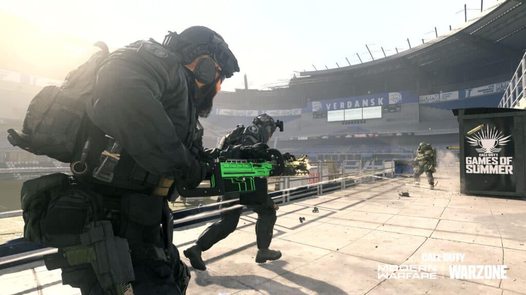 Player using FiNN LMG in CoD Warzone Stadium