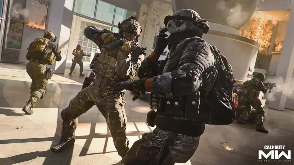 modern warfare 2 operators fighting