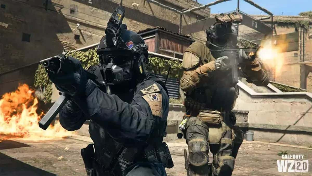 Warzone 2 Operators with Lachmann Sub