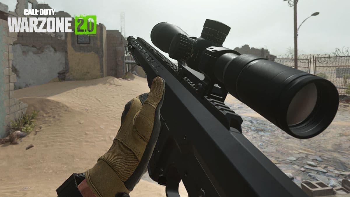 Warzone 2 player using Sniper Rifle