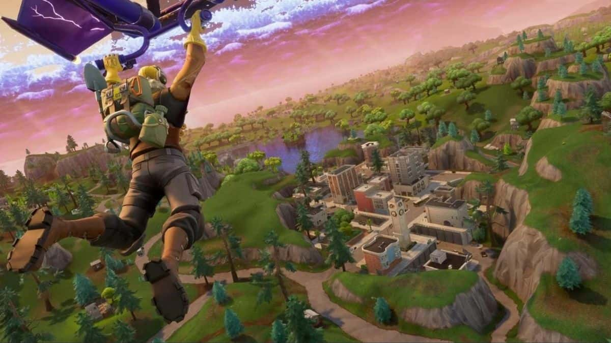 fortnite character gliding into og map