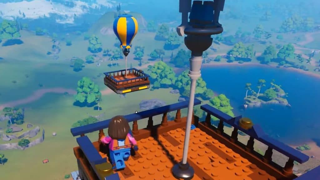 Large balloon in LEGO Fortnite