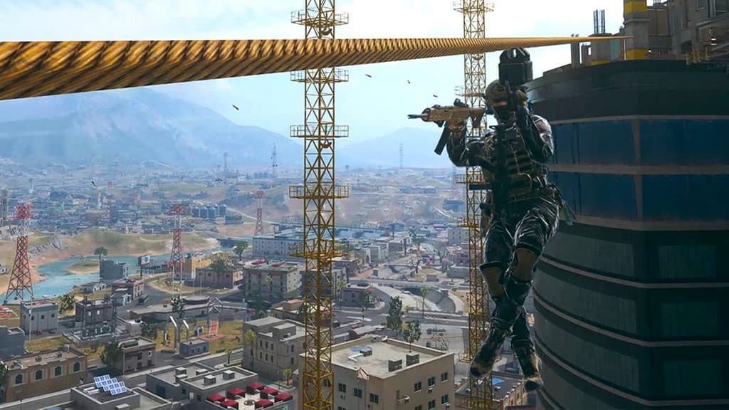 Operator using horizontal zipline