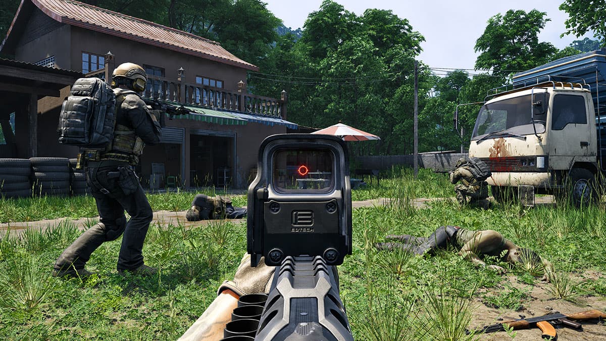 Gray Zone Warfare player aiming down sight screenshot