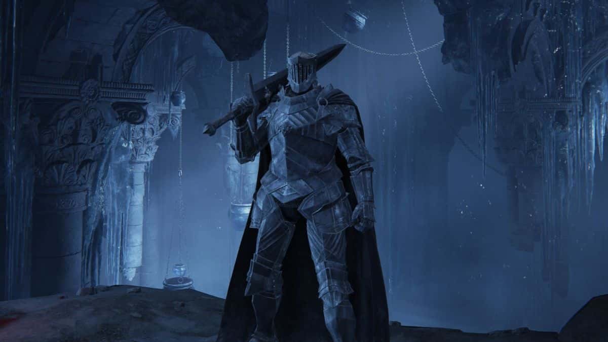 elden ring player with solitude greatsword and armor set in shadow of the erdtree