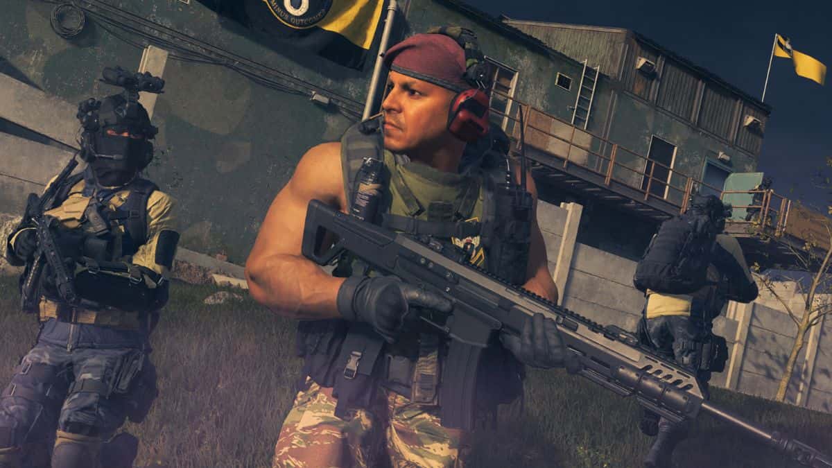 mw3 operator with sergeants beret on