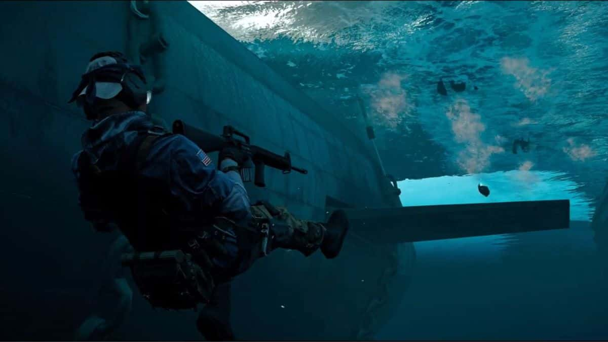 Warzone player fighting underwater