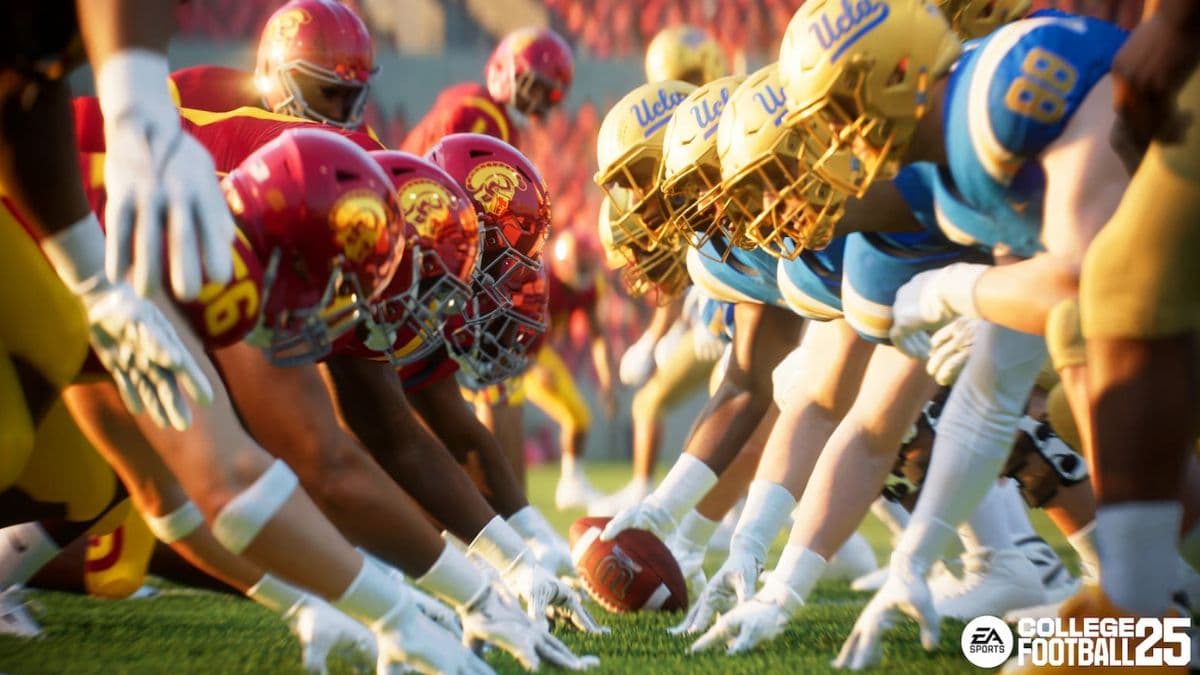 Teams setting up pre snap in College Football 25